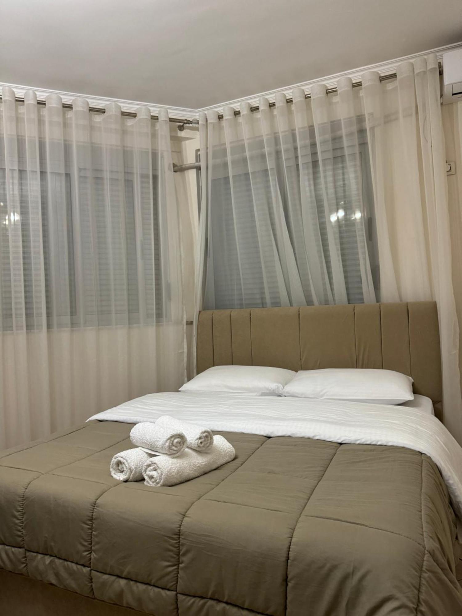 Condor Center Tirana Apartment Kültér fotó